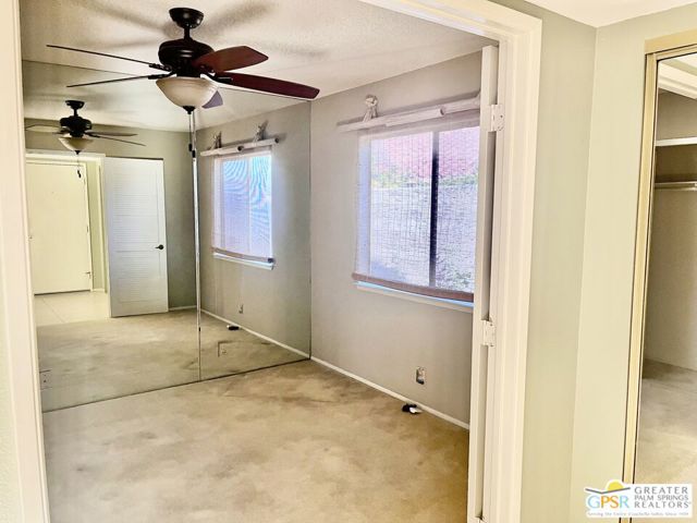 Image 12 of 27 For 40056 Silktree Court
