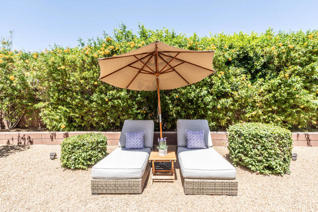 82820 Kingsboro Lane, Indio CA: https://media.crmls.org/mediaz/c0ed871f-4c5c-4ca8-bfcd-bed5e96d872d.jpg