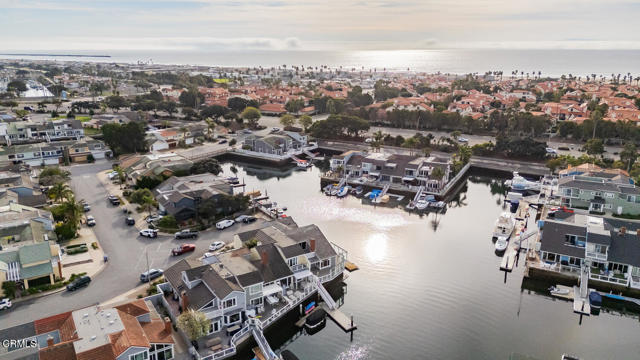 Detail Gallery Image 33 of 50 For 2221 Kingsbridge Ln, Oxnard,  CA 93035 - 3 Beds | 3 Baths