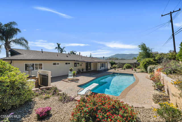839 Jenny Drive, Newbury Park CA: https://media.crmls.org/mediaz/c0edef98-1642-4812-acf0-65e714dcb4c5.jpg