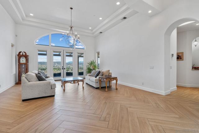 2255 Los Altos De Cerro, Ramona CA: https://media.crmls.org/mediaz/c0eefb3a-5895-4a13-b8ea-b3b087ac133f.jpg