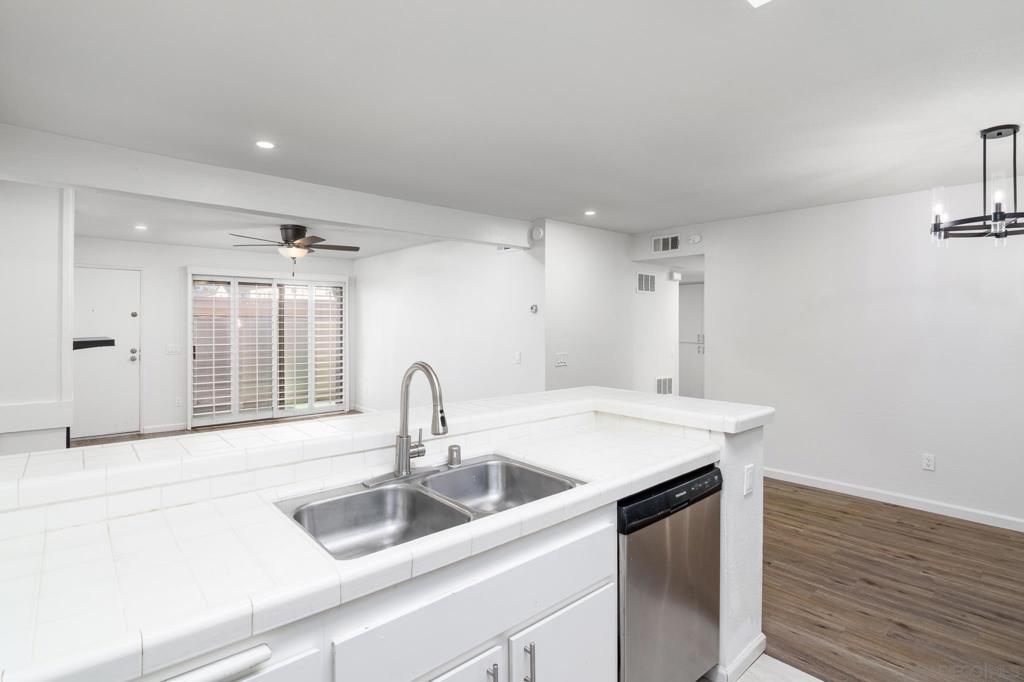 9249 Village Glen Dr. - photo 16