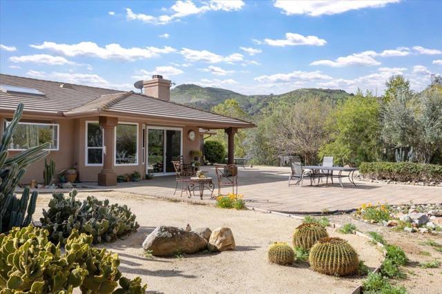 Detail Gallery Image 31 of 43 For 16270 Pauma Valley Dr, Pauma Valley,  CA 92061 - 4 Beds | 3 Baths