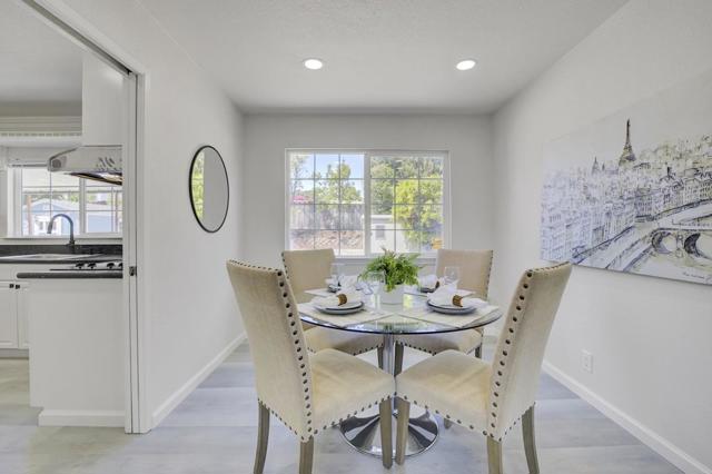 3517 Dahill Court, San Jose CA: https://media.crmls.org/mediaz/c0f10a8d-39be-4177-b480-016243824480.jpg