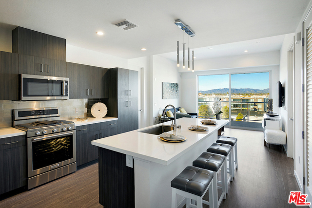 4140 Glencoe Avenue #604