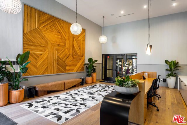 11950 Erwin Street Street, North Hollywood CA: https://media.crmls.org/mediaz/c0f19d82-40ea-4ee4-ba12-10c0c7bfd6e2.jpg