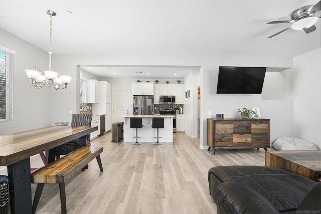 1716 Moon Orchid Ave, Chula Vista CA: https://media.crmls.org/mediaz/c0f1fc4e-8650-4c5a-85fd-ea001e64962d.jpg