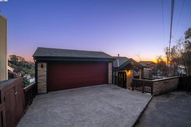 Image 6 of 52 For 7001 Elverton Dr