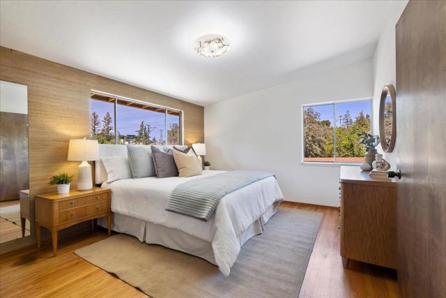 26388 Ginny Lane, Los Altos Hills CA: https://media.crmls.org/mediaz/c0f37166-c055-4754-9c43-df93feb67d0a.jpg