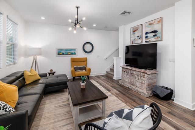 Detail Gallery Image 15 of 46 For 1115 Sea Glass Way, Oceanside,  CA 92054 - 2 Beds | 2/1 Baths