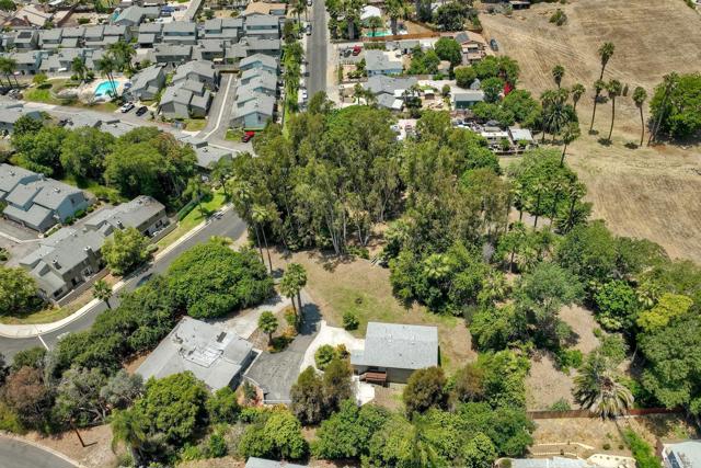 Detail Gallery Image 2 of 13 For 343 Hill Dr, Vista,  CA 92083 - – Beds | – Baths