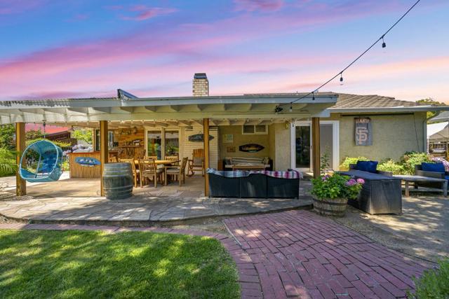 5387 King Estates Court, San Jose CA: https://media.crmls.org/mediaz/c0f4e748-32be-4d58-8e45-721fc52f5365.jpg