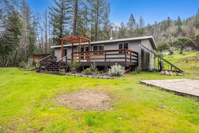 Detail Gallery Image 3 of 61 For 17521 Eel River Rd, Potter Valley,  CA 95469 - 3 Beds | 2 Baths