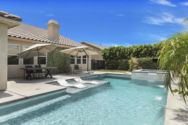 41153 Danforth Court, Indio CA: https://media.crmls.org/mediaz/c0f5afa6-d974-46dd-a0f4-c7d1c4923076.jpg