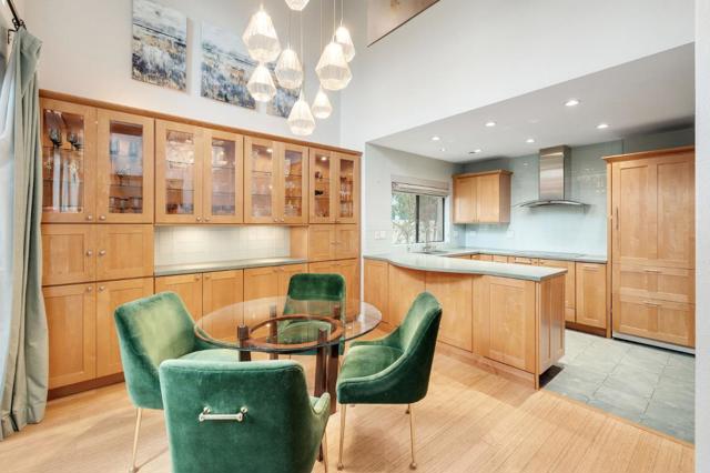 420 Esplanade, Redondo Beach, California 90277, 2 Bedrooms Bedrooms, ,2 BathroomsBathrooms,Residential,For Sale,Esplanade,ML82036336