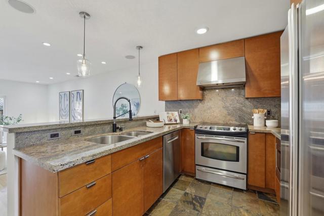 1835 Palm View Place, Santa Clara CA: https://media.crmls.org/mediaz/c0f93c08-5500-4f0d-85e5-c1101f99a1f5.jpg