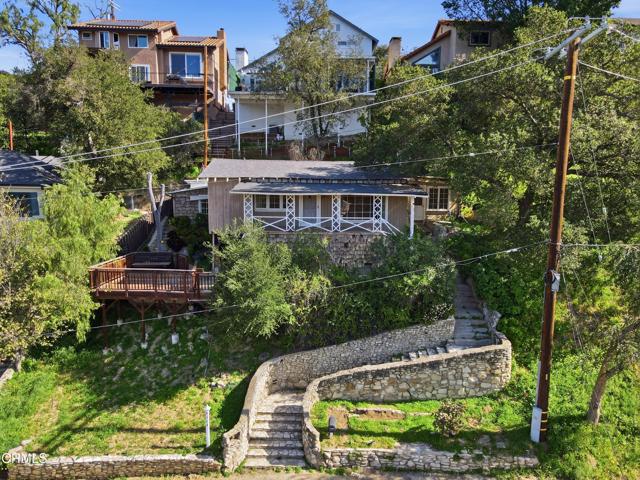 Detail Gallery Image 2 of 48 For 4304 Saltillo St, Los Angeles,  CA 91364 - 2 Beds | 2 Baths