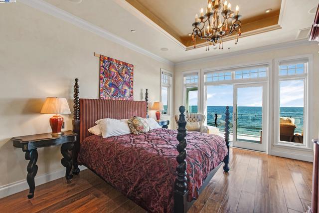 797 Las Olas Dr, Aptos CA: https://media.crmls.org/mediaz/c0fa722b-f527-4ea8-9475-33ffb807f165.jpg