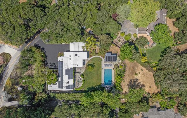 275 Eleanor Drive, Woodside CA: https://media.crmls.org/mediaz/c0fbfd61-441b-40e4-9b80-54c1f4ddc1d5.jpg
