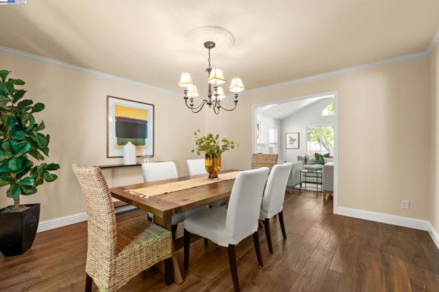 3746 La Costa Ave, Castro Valley CA: https://media.crmls.org/mediaz/c0fc8cce-7471-4000-9799-563160f4225b.jpg