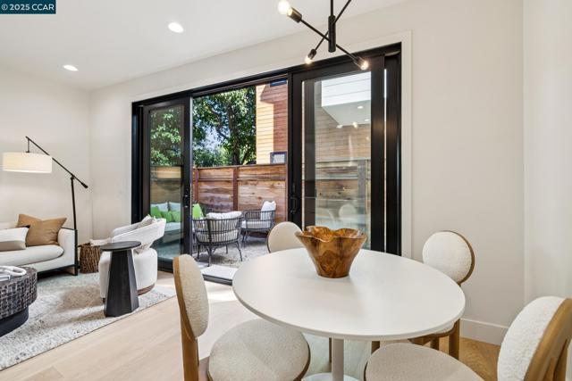 1270 64th St, Emeryville CA: https://media.crmls.org/mediaz/c0fcbfae-48bf-4cd9-b096-a6d1c5474ce8.jpg
