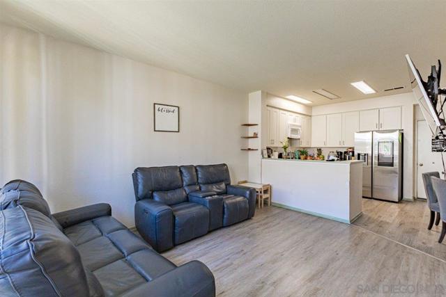 2299 Cabo Bahia, Chula Vista CA: https://media.crmls.org/mediaz/c0fd014c-1d53-472d-94d1-ce6b7b568419.jpg