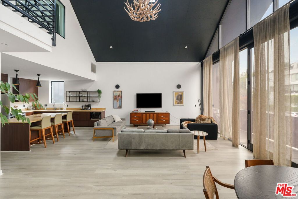 MLS #25532451 img 10