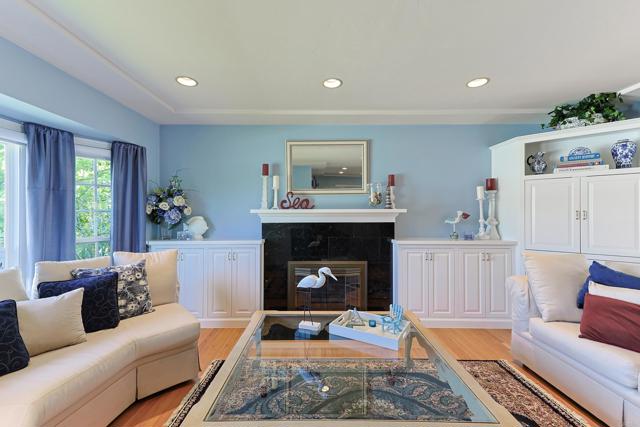 Image 1 of 55 For 733 Alameda  