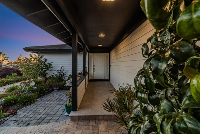 11550 Skyline Boulevard, Oakland CA: https://media.crmls.org/mediaz/c101219e-73d1-43c1-87b0-6aeecd12f9b6.jpg