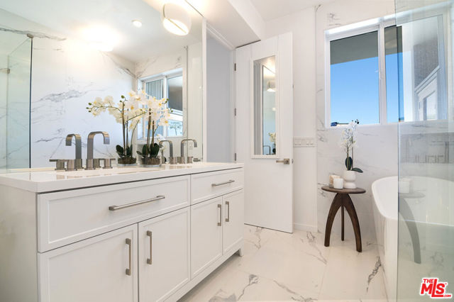 1623 S Bedford Street, Los Angeles CA: https://media.crmls.org/mediaz/c1013028-f7ee-4c7b-8e61-fd2801a0ff05.jpg