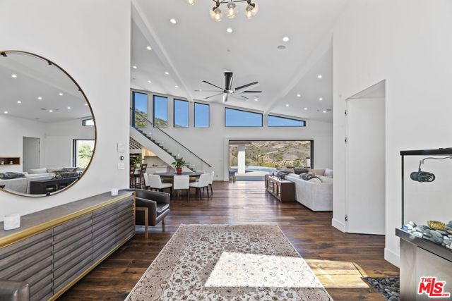 31830 Lobo Canyon, Agoura Hills CA: https://media.crmls.org/mediaz/c1025f73-866d-4484-8791-1b4dfd18e520.jpg
