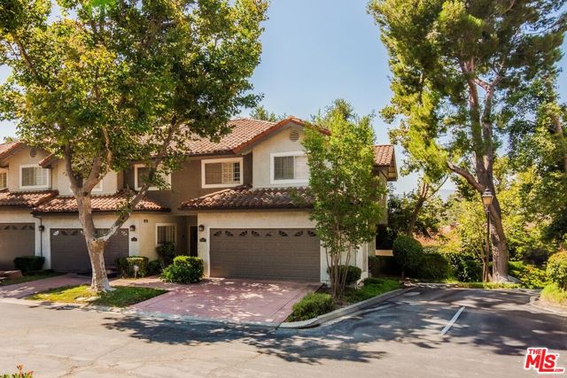 3131 E Hillcrest Drive, Westlake Village CA: https://media.crmls.org/mediaz/c102b8a2-ed84-4ab5-aff8-d3520df13948.jpg