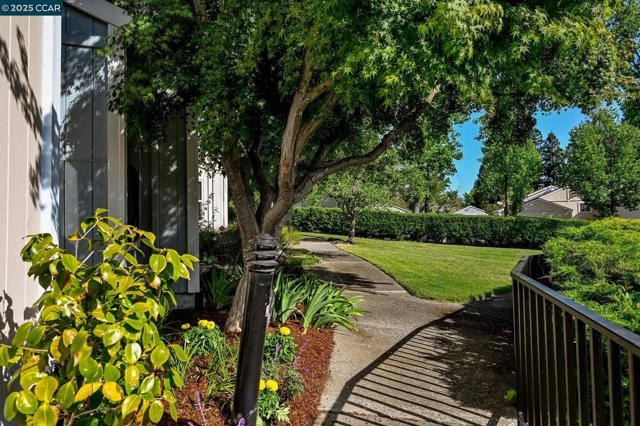 341 Scottsdale Rd., Pleasant Hill CA: https://media.crmls.org/mediaz/c1033525-03c5-4f07-ab16-32e40bfc3bc0.jpg