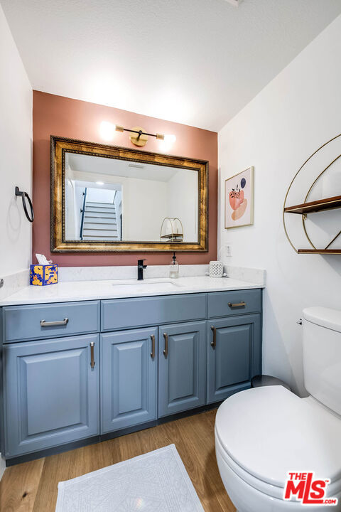 5731 Topanga Canyon Boulevard, Woodland Hills CA: https://media.crmls.org/mediaz/c1054656-e373-4709-ac5a-e3d5ee3c3b3f.jpg