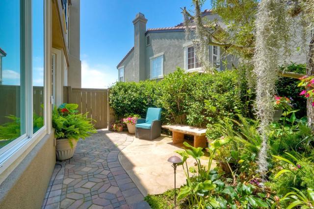 7479 Mermaid Lane, Carlsbad CA: https://media.crmls.org/mediaz/c1054938-b0f0-43da-b939-8ff99ede5940.jpg