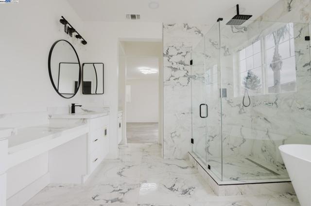1955 Bankston Dr, Tracy CA: https://media.crmls.org/mediaz/c106df6e-9b3a-4ab2-93bb-cb6fcaaf9107.jpg