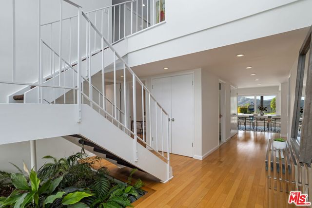 Drew Fenton | 2501 La Condesa Drive Los Angeles CA | MLS: 7163436
