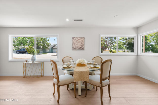 3167 Waco Avenue, Simi Valley CA: https://media.crmls.org/mediaz/c1083948-a849-4472-98e5-b7a8b6dfe550.jpg