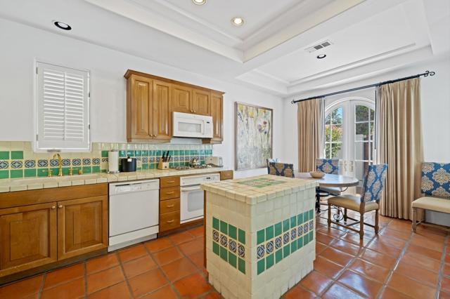 77500 Vista Flora, La Quinta CA: https://media.crmls.org/mediaz/c108f3b3-3358-4f72-8870-6f8ef018900c.jpg