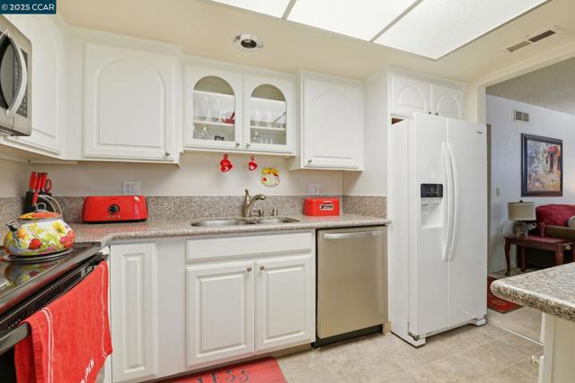 3120 Ptarmigan Dr., Walnut Creek CA: https://media.crmls.org/mediaz/c10968ef-4649-41c7-9f21-c80251f73432.jpg