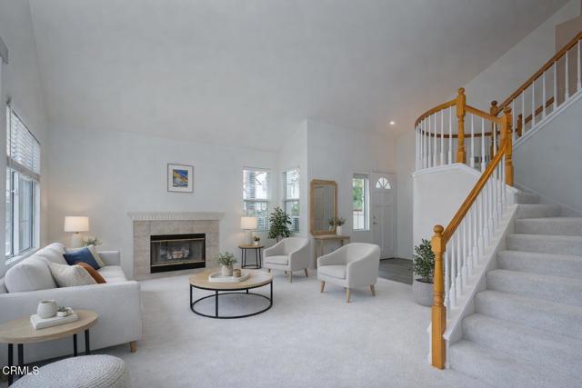 Detail Gallery Image 4 of 37 For 279 Camino Toluca, Camarillo,  CA 93010 - 3 Beds | 3 Baths