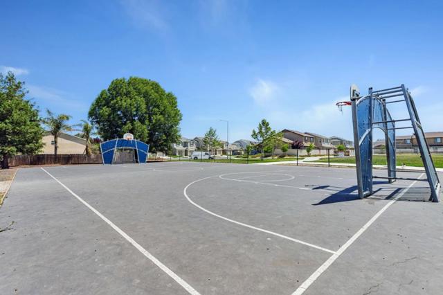 2711 Valley View Road, Hollister CA: https://media.crmls.org/mediaz/c109e910-038b-421d-b517-15b5345aad44.jpg