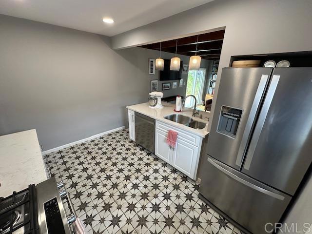 1464 Machado Street, Oceanside CA: https://media.crmls.org/mediaz/c10a0e64-b5ef-413d-b6c5-ec1c938fca7c.jpg
