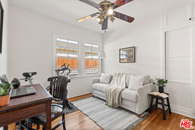 4101 Coolidge Avenue, Los Angeles CA: https://media.crmls.org/mediaz/c10a3a03-bb43-4809-b6b2-b349f80b0c68.jpg