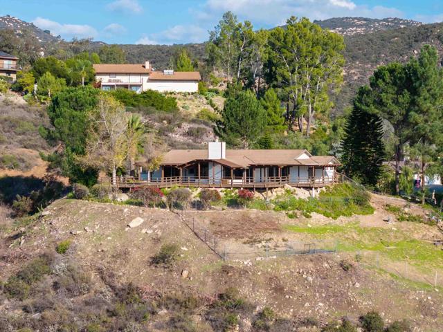 Detail Gallery Image 1 of 54 For 26332 Sky Dr, Escondido,  CA 92026 - 3 Beds | 2/1 Baths