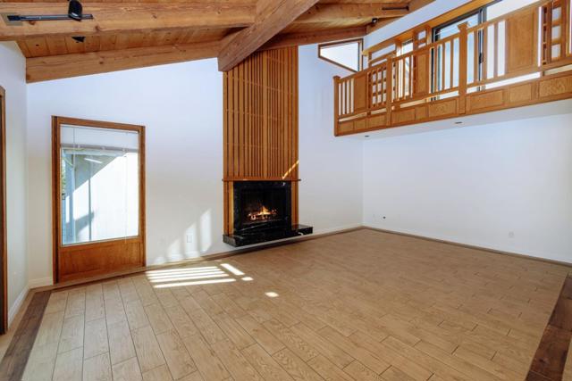 120 Alamo Avenue, Santa Cruz CA: https://media.crmls.org/mediaz/c10b28c0-c445-4c85-af42-283f131a1a72.jpg