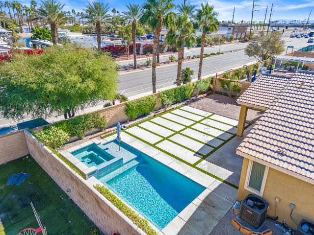 43820 Cape Cod Court, Indio CA: https://media.crmls.org/mediaz/c10bbcb0-f30c-4b08-a196-a2cc3d5da077.jpg