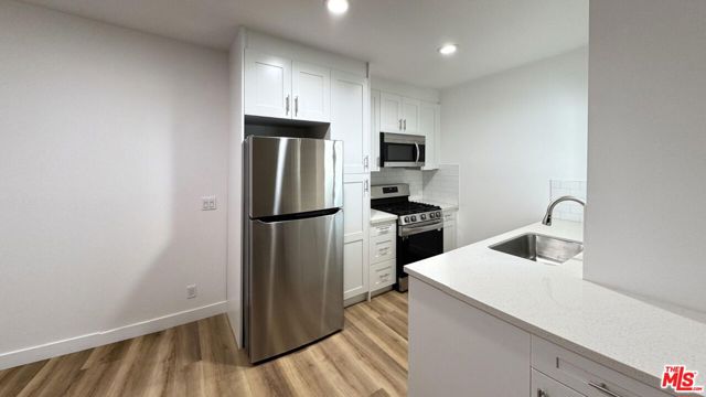 3630 Midvale Avenue, Los Angeles CA: https://media.crmls.org/mediaz/c10c28f9-c850-4c11-a127-64997f6e19c7.jpg