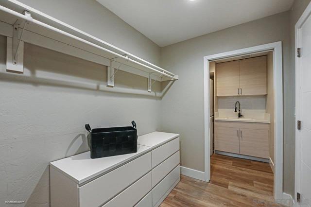 Image 7 of 37 For 6611 Lago Corte