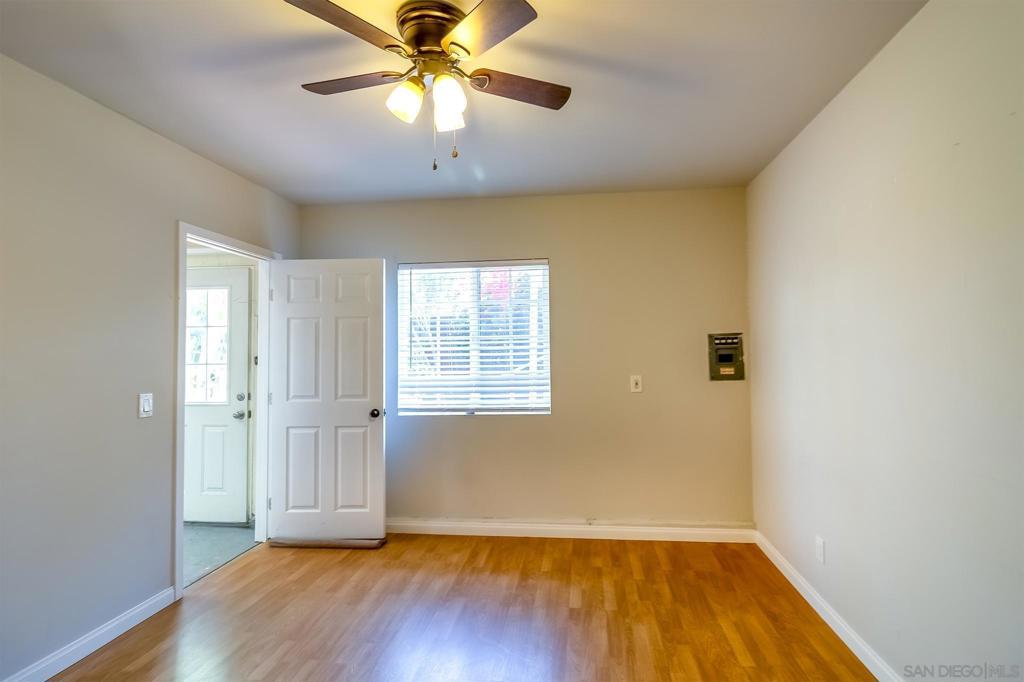 4561 Louisiana - photo 16